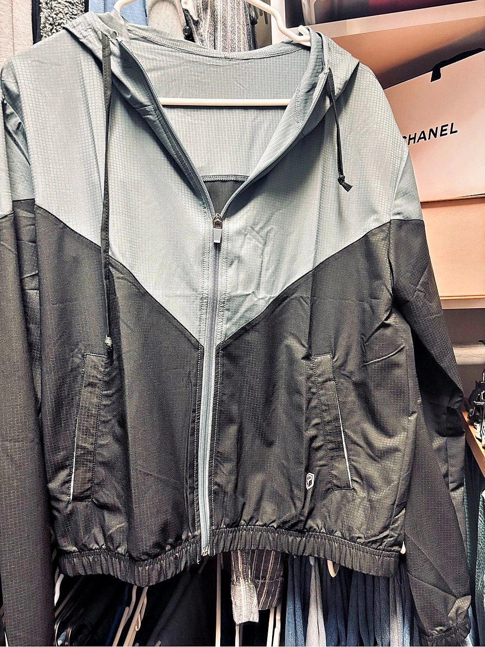 Born Primitive Color Block Windbreaker Size Medium